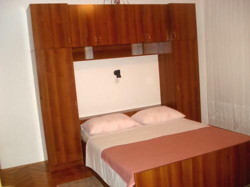 Apartments Jurlina