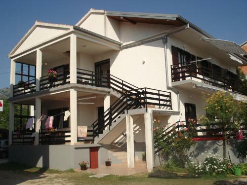 Apartments Jurlina