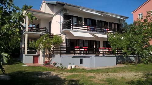 Apartments Jurlina