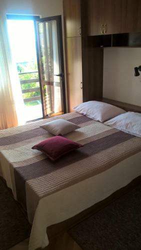 Apartments Jurlina