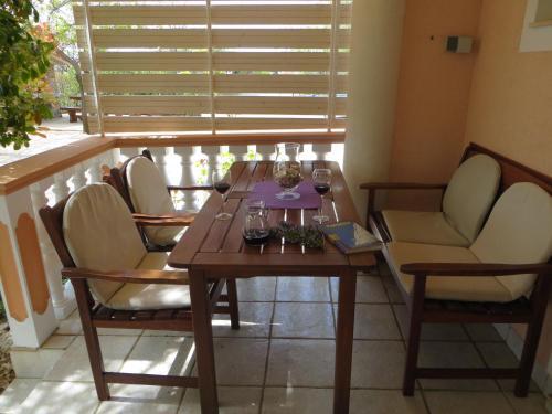 Apartments Marko 1305