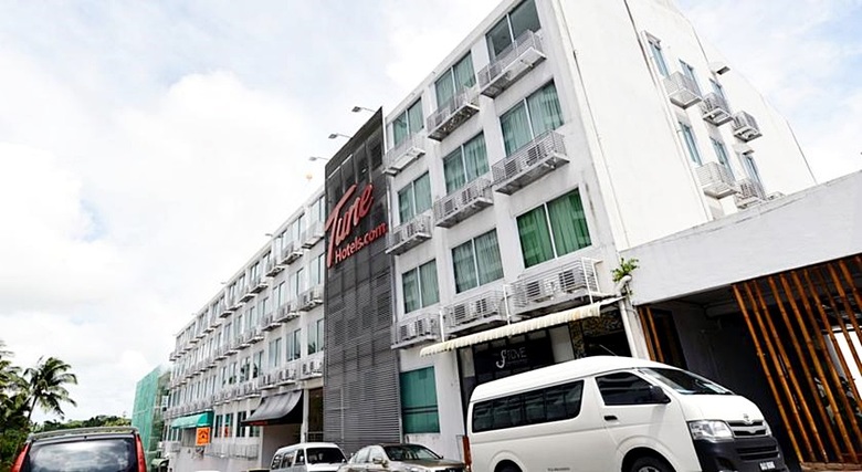 Hotel Tune Waterfront Kuching
