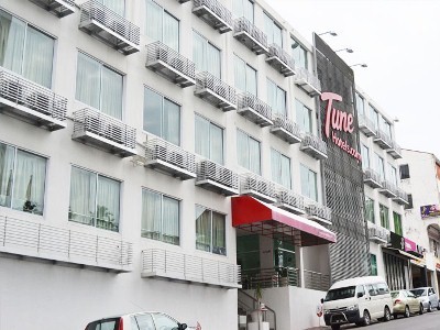 Hotel Tune Waterfront Kuching