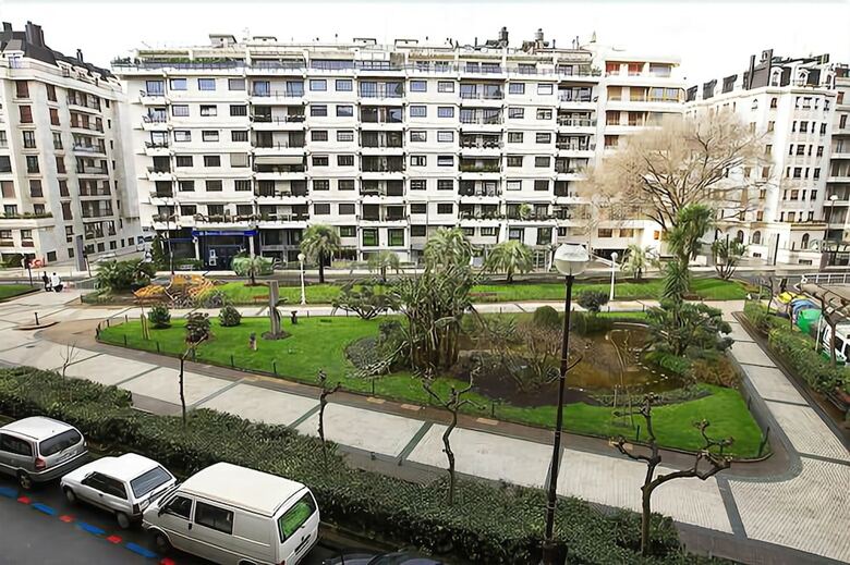 Hotel Zaragoza Plaza