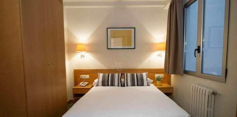 Hotel Zaragoza Plaza