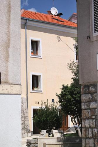Apartments By The Sea Senj - 5570