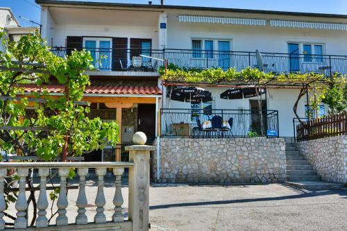 Apartment Skale