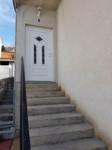 Apartment Skale