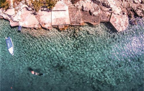 Holiday Home Mala Ostrica I
