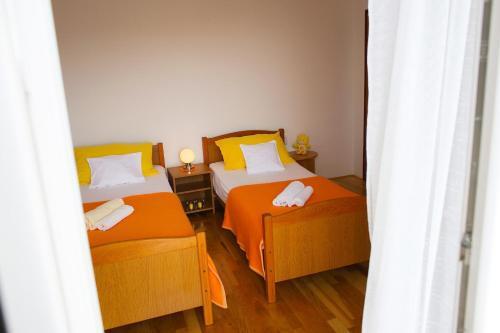 Apartments In Sevid 7328