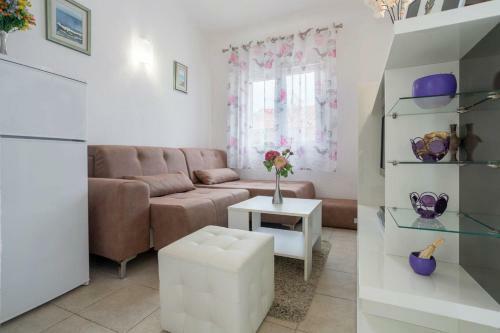 Holiday Home Little Desire 1818
