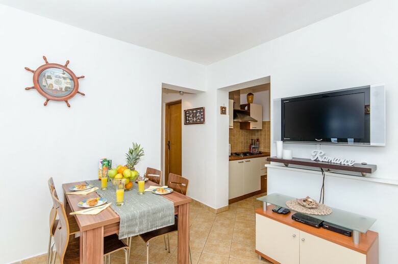 Apartments Otjana