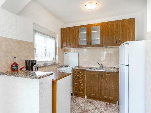 Holiday Home Pul 697