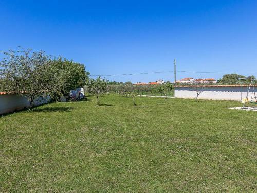 Holiday Home Pul 697