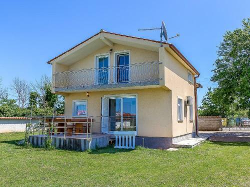 Holiday Home Pul 697