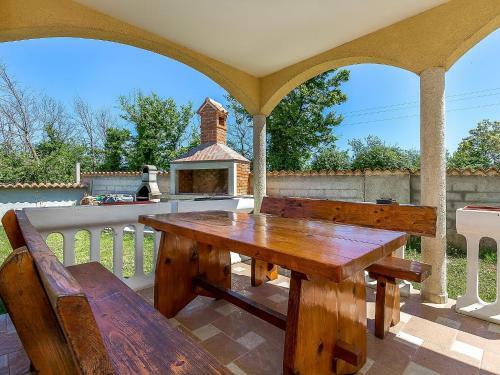 Holiday Home Pul 697