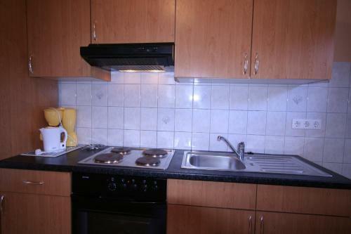 Apartments In Silo/insel Krk 13571
