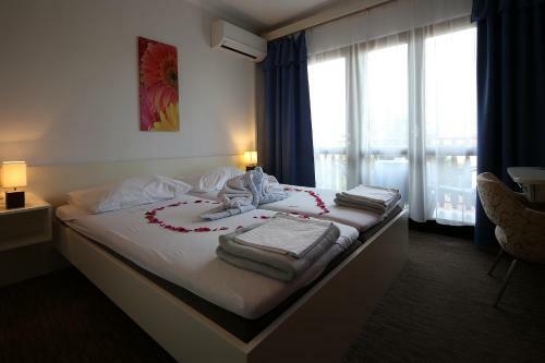 Hostal Guest House Zeba & Riviera