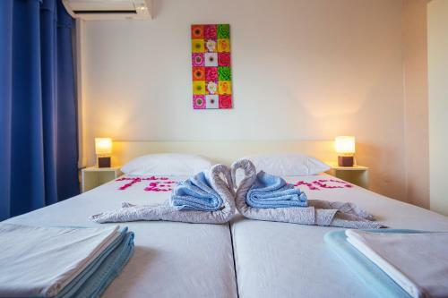 Hostal Guest House Zeba & Riviera