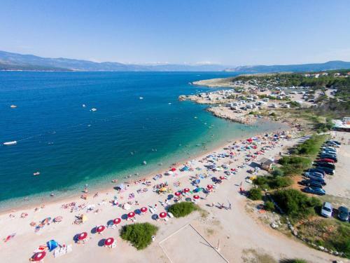 Apartment In Silo/insel Krk 13573