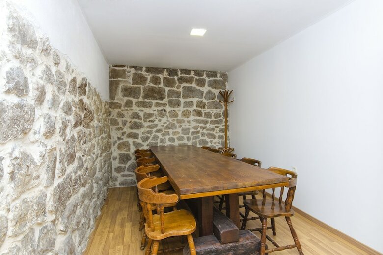 House Alka