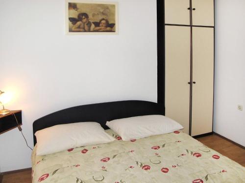 Holiday Home Haus Ingrid (pul450)