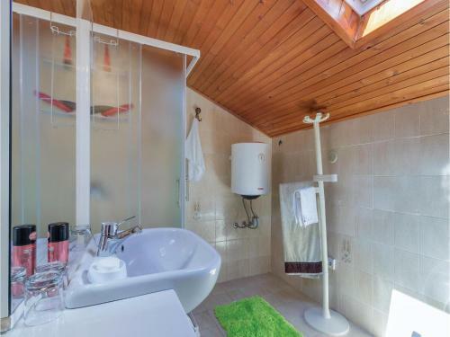 Two-bedroom Holiday Home In Sisan