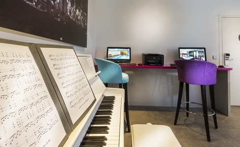 Lyric Hotel Paris