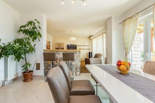 Apartment Mrakovcic - Skrpcici, Krk