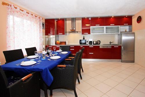 Holiday Home In Skrip/insel Brac 5973