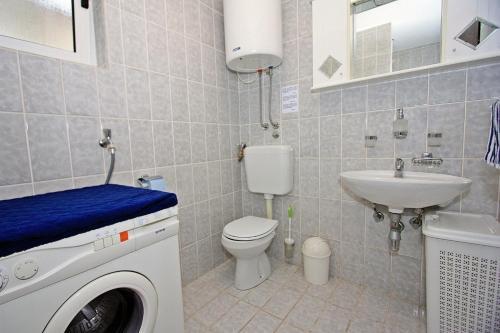 Holiday Home In Skrip/insel Brac 5973