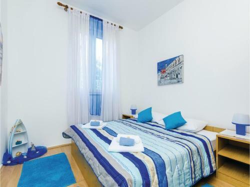 Three-bedroom Apartment In Slano