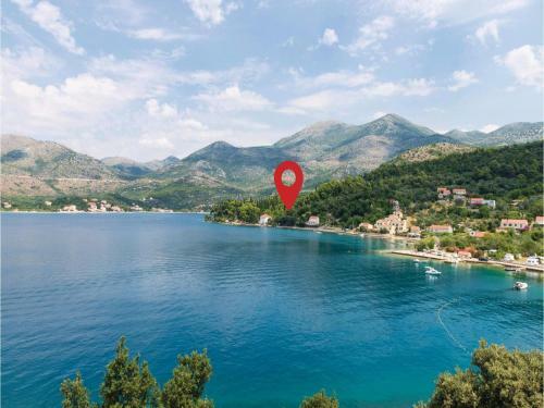 Three-bedroom Apartment In Slano