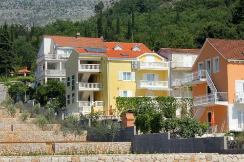 Apartment Slano 3183e