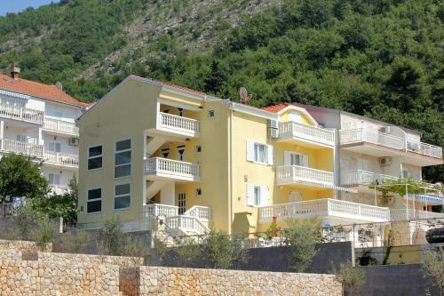 Apartment Slano 3183e