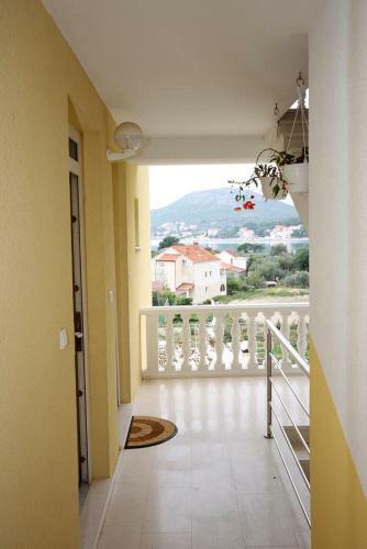 Apartment Slano 3183c