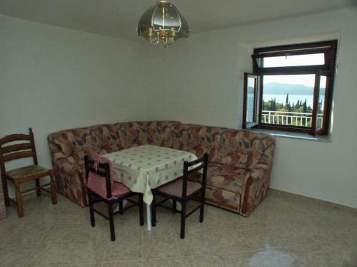 Apartment Sladjenovici 2162b