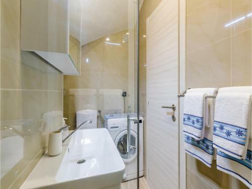 One-bedroom Holiday Home In Slano