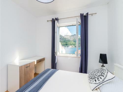 Five-bedroom Holiday Home In Slano