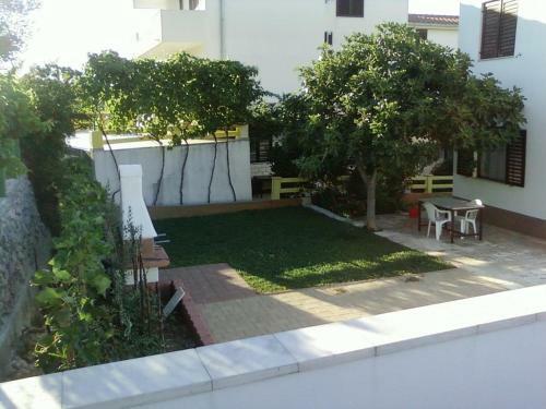 Apartment Slatine 15916b