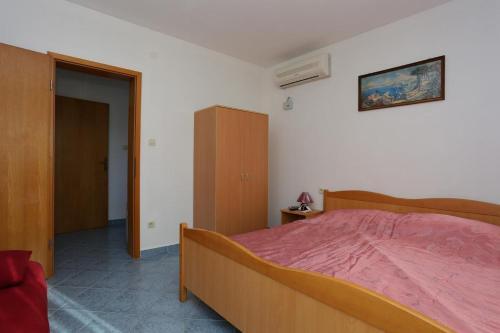 Apartment Slatine 14541a