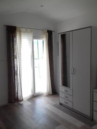 Apartments With A Parking Space Slatine (ciovo) - 13922