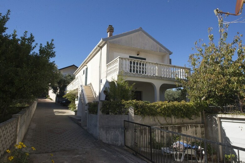 Apartment Jure