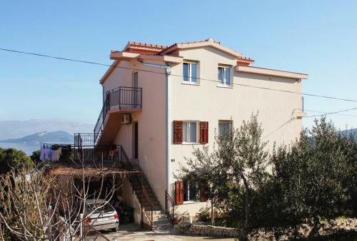 Apartments With A Parking Space Slatine (ciovo) - 5998