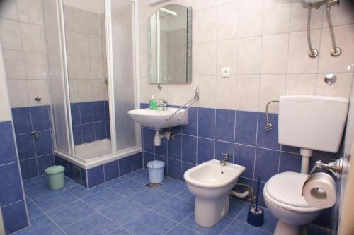 Holiday Apartments Slatine (ciovo) - 4289