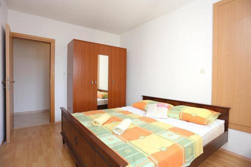 Apartment Slatine 16341b