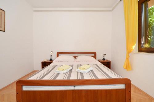 Apartment Slatine 12176b