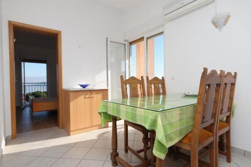 Apartment Slatine 5998b