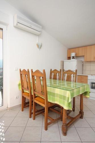 Apartment Slatine 5998b