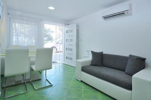 Apartment Slatine 12491b